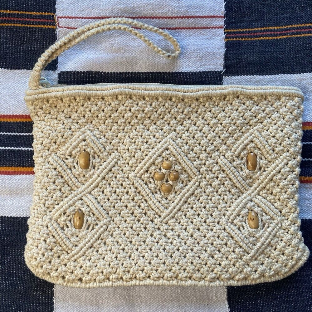 Vintage Macrame Wristlet Handbag Purse. 70’s. Excellent! Boho Hippie Festival.